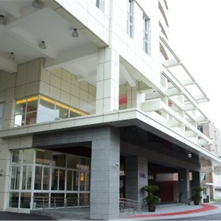 Wisdom Hotel Shanghai Exterior photo